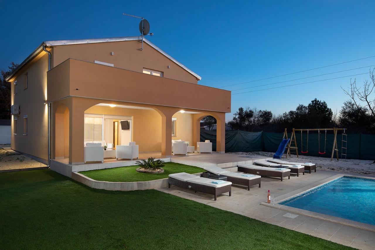 Villa Suhalj Μεντουλίν Εξωτερικό φωτογραφία
